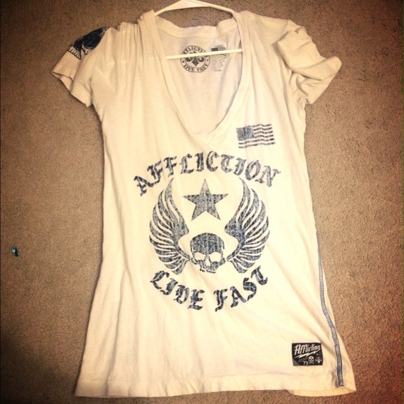 Affliction t-shirt( bundle deal )