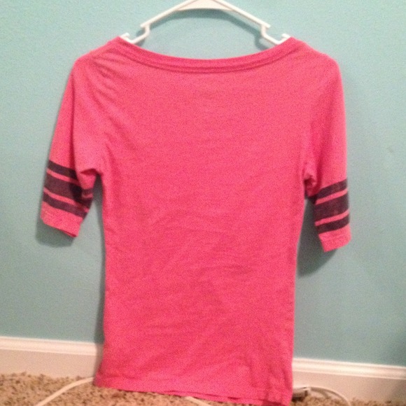 Pink Aeropostale Half Sleeved V-Neck - Picture 2 of 2