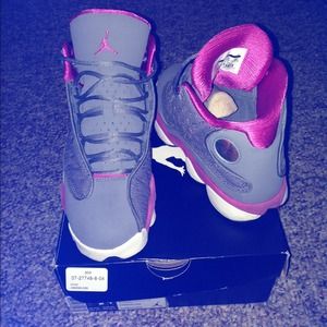 Jordan 13 pink & grey