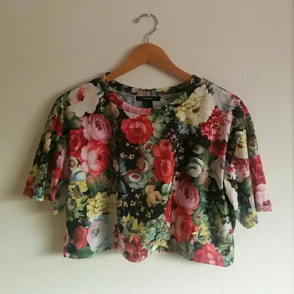 Forever 21 Tops - Floral Cropped Top NWOT