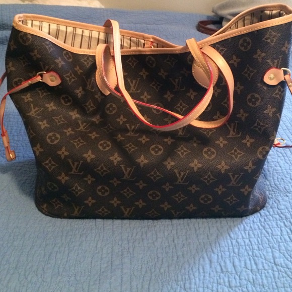 Large shoulder bag