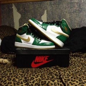 Size 4.5 Celtic 1s
