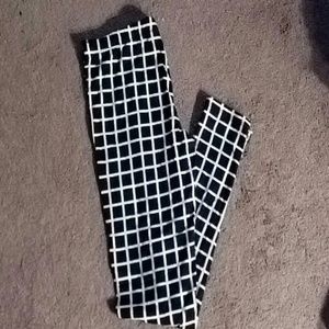 Forever 21 grid leggings