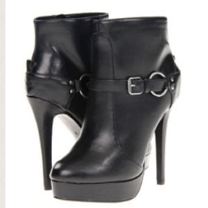 ANKLE BOOTS CHARLES DAVID