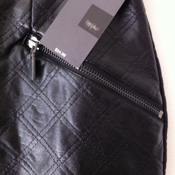 Sold - Picture 3 of 3