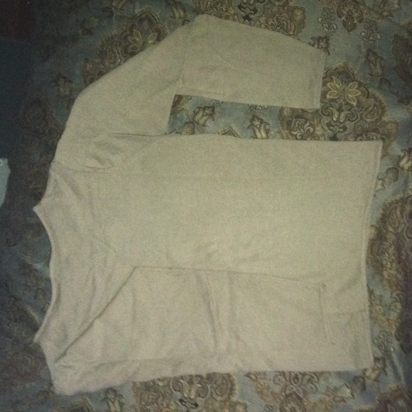 Tan Light Weight Top - Picture 2 of 3