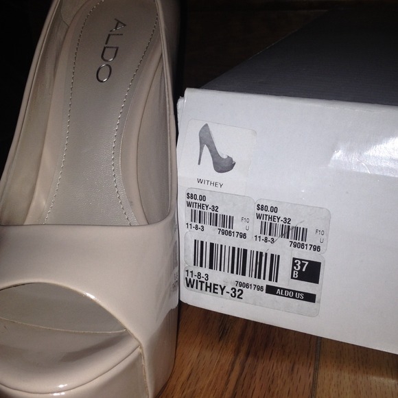 SOLD🌟ALDO Withey Nude Pumps🌟 - Picture 4 of 4