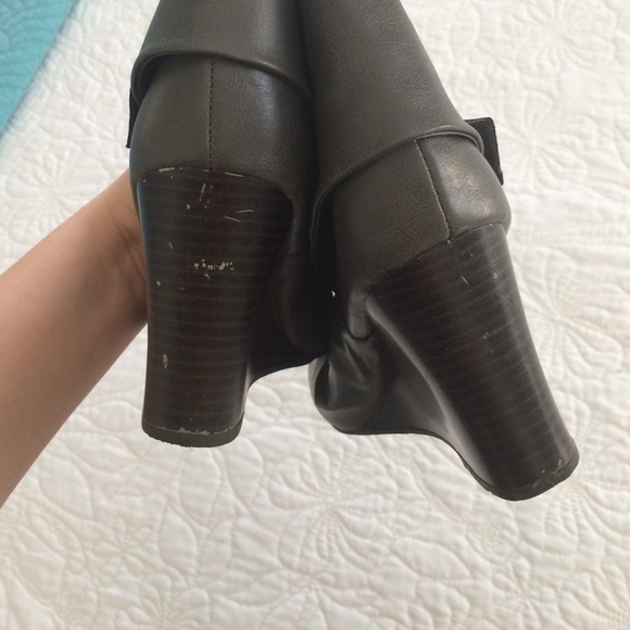 Grey booties - Picture 4 of 4