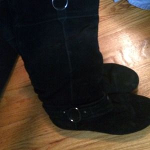 Black boots very comfortable