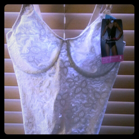 Sexy bali lace bodysuit