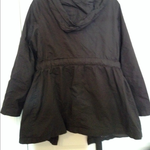 Fun rain jacket - Picture 3 of 4