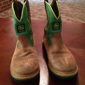 REDUCED!!!  Boys size 4 John Deere boots