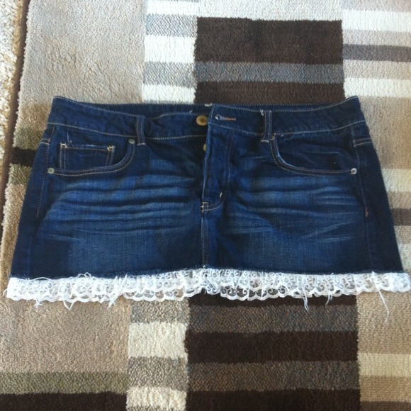 American Eagle jean skirt