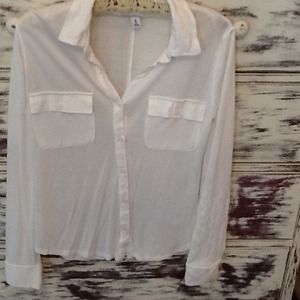 Ivory button down cotton top. OldNavy size xs.