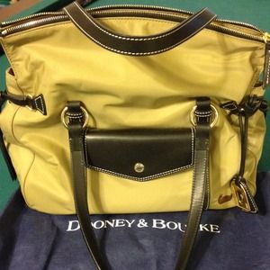 Dooney & Bourke bag
