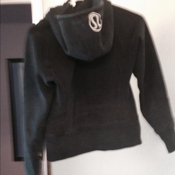 Lulemon hoodie