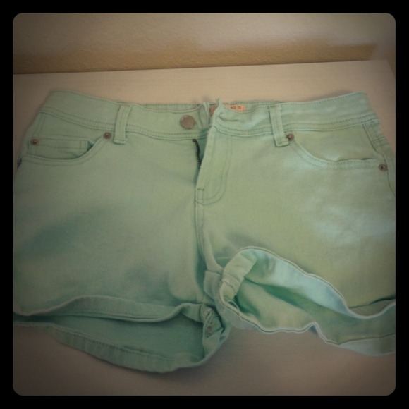 Mint green denim shorts from cotton on - Picture 1 of 2