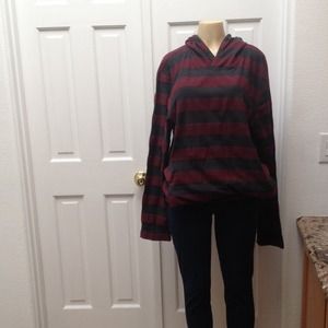 Vans pull over hoodie