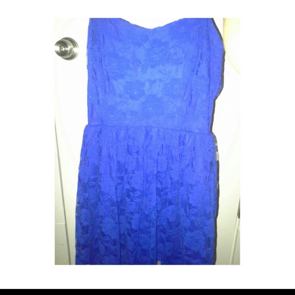 Lace blue dress