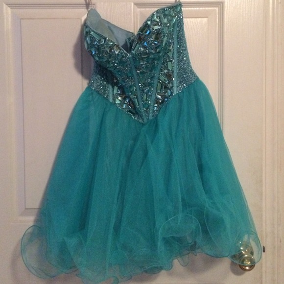 Sherri Hill Dresses & Skirts - Sherri Hill formal dress