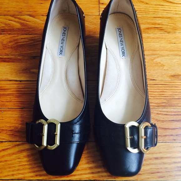 Jones New York shoes