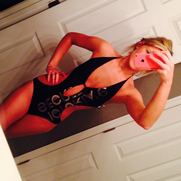 Victoria secret one piece - Picture 2 of 2