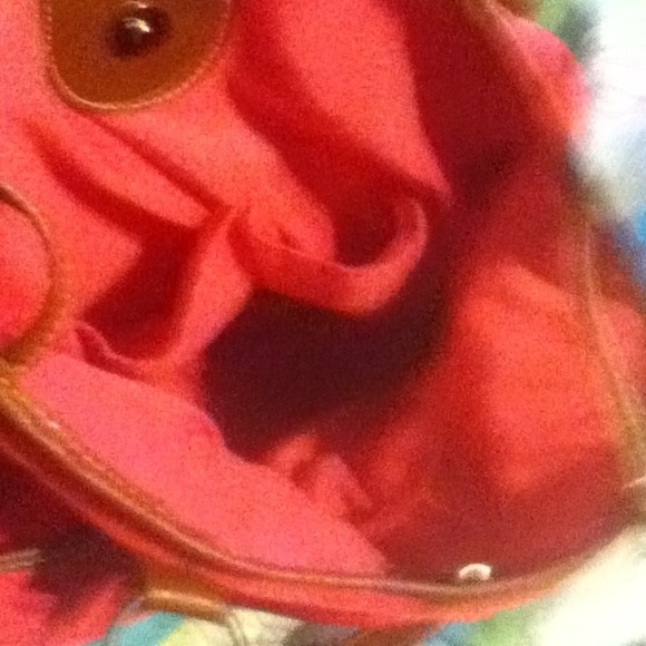 Pink Purse - Picture 3 of 3