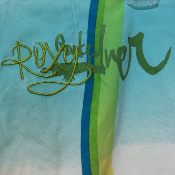 Roxy Board Shorts - Picture 4 of 4