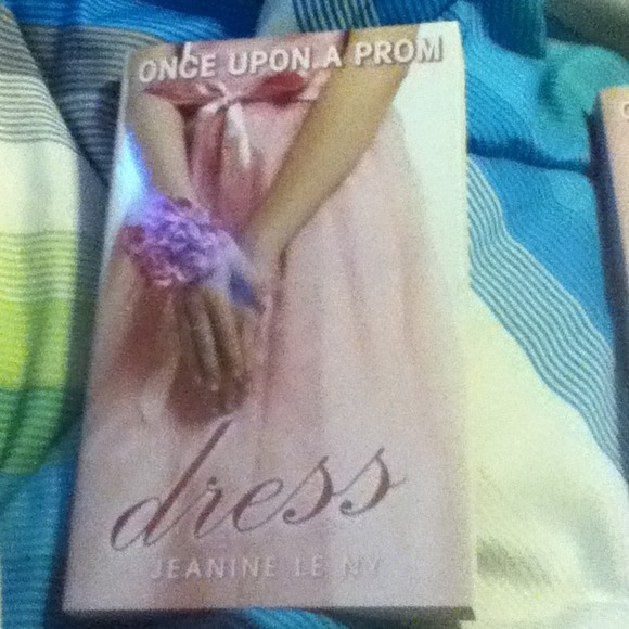 Book series - Picture 3 of 3