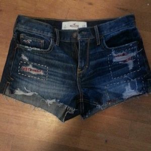 Hollister short short - distressed