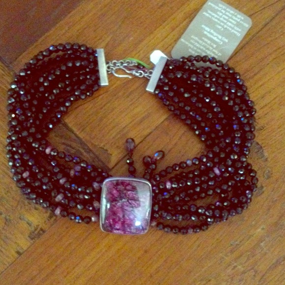Jewelry - ☀️SALE☀️ 🎁 Precious Stones Beautiful Chokker 💋