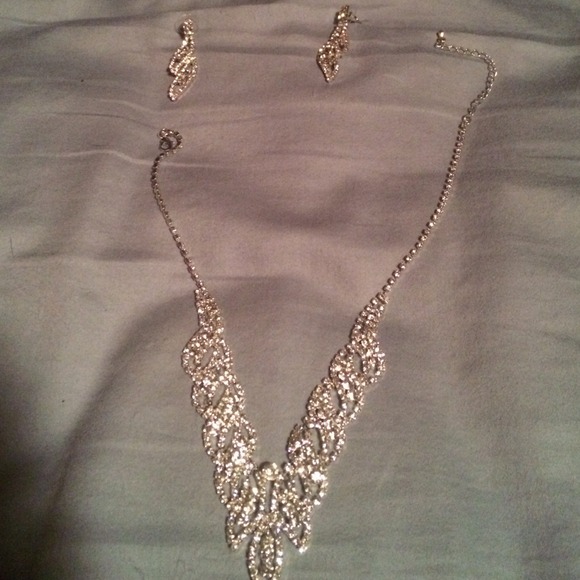 Prom jewelry