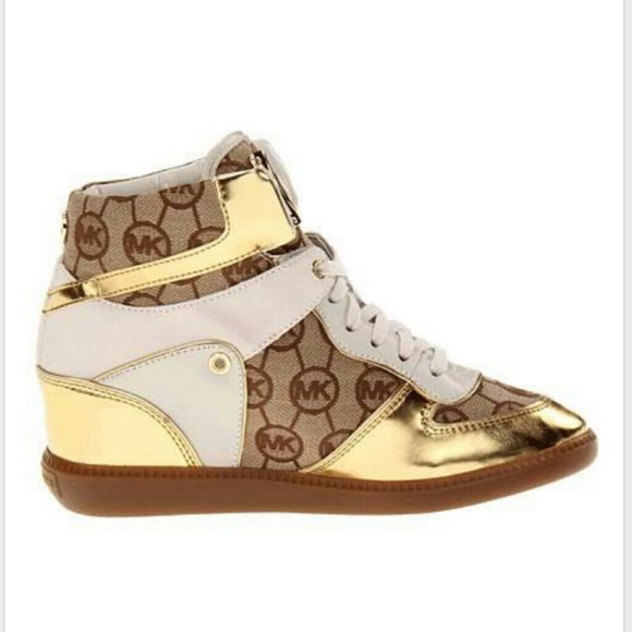 MICHAEL Michael Kors Shoes - Michael Korss autentic use ones good condition