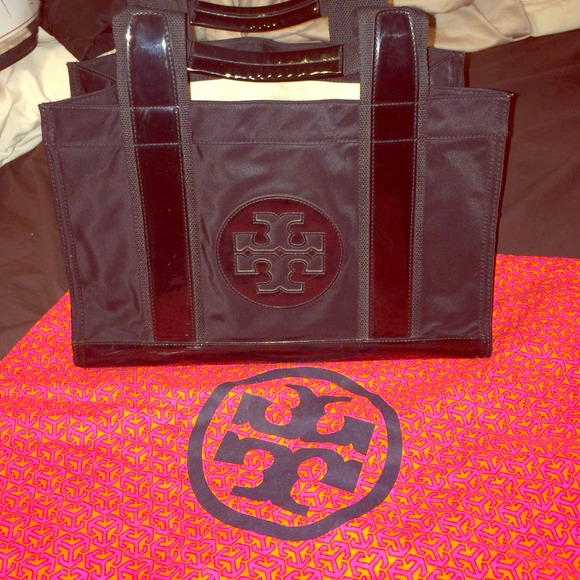 Super cute Tory Burch black canvas tote bag!