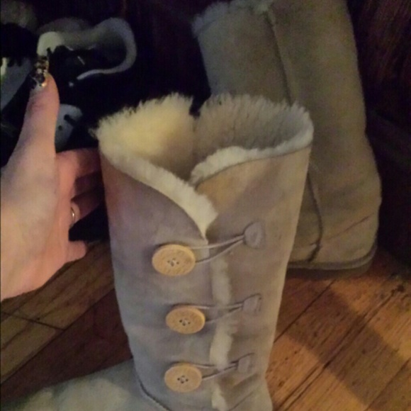 SOLD ON EBAY *Authentic Tall triple Bailey button - Picture 4 of 4