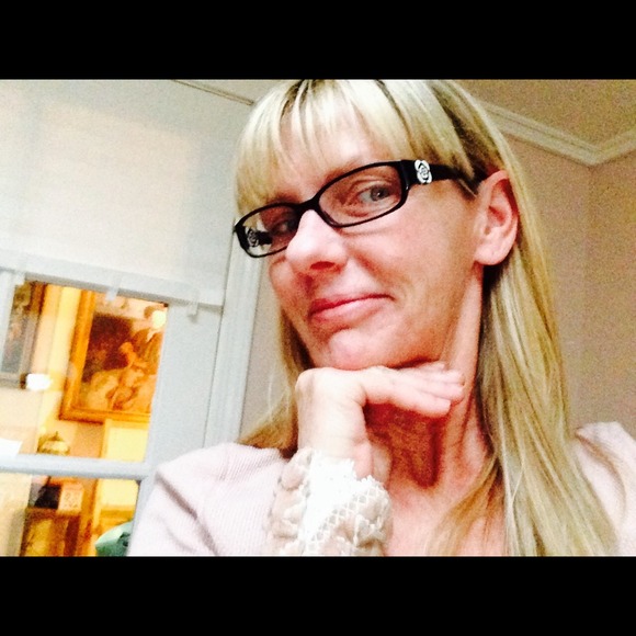 Great posh find! Love my new Chanel's!  Oh la la!