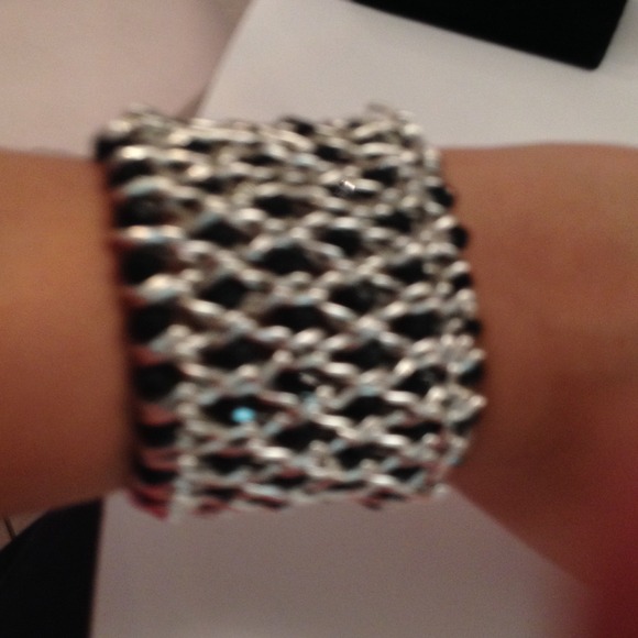 Cuff Alert!! ๐ฅ๐ - Picture 2 of 2