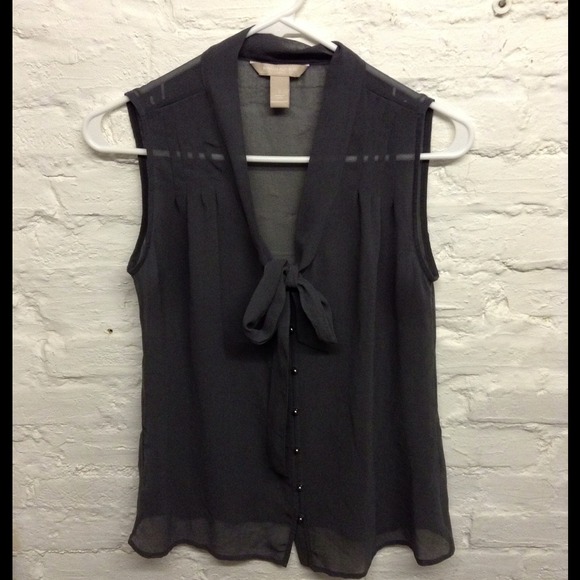 Sheer Banana Republic Grey top