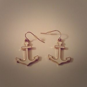 Anchor earrings