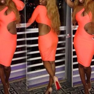 Cutout dress in orange