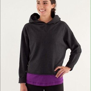Cropped lululemon hoodie/sweatshirt