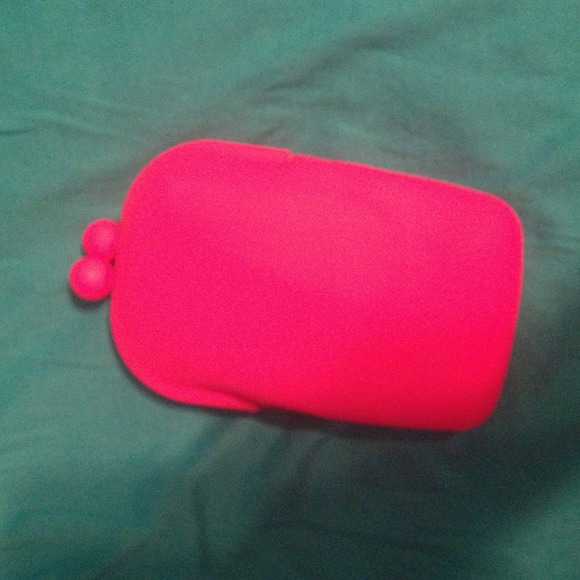 Money/phone holder - Picture 1 of 1