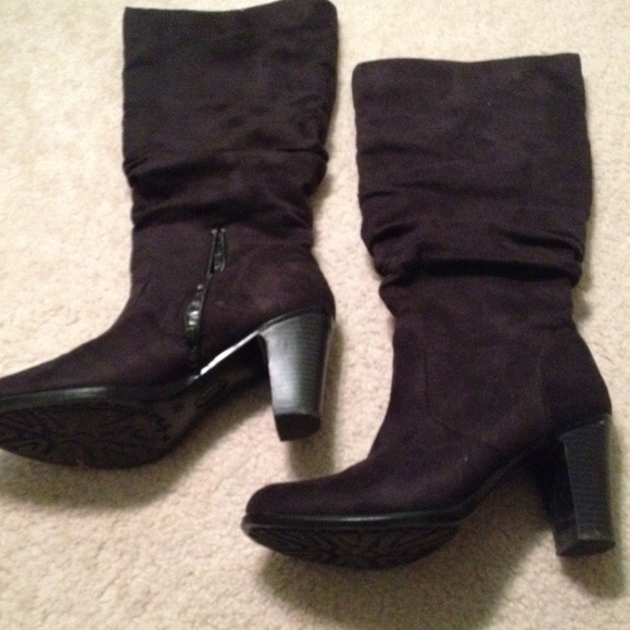 Black boots. Worn only a few times.