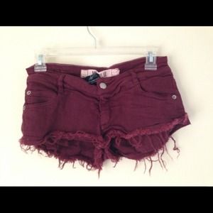 !!!LLWant!!!!! Brandy Melville Burgundy shorts