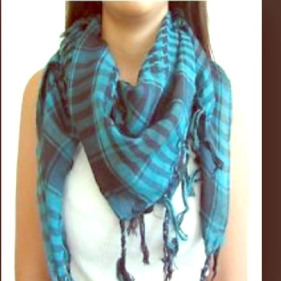 Accessories - 🚫SOLD🚫Sky Blue Scarf💕