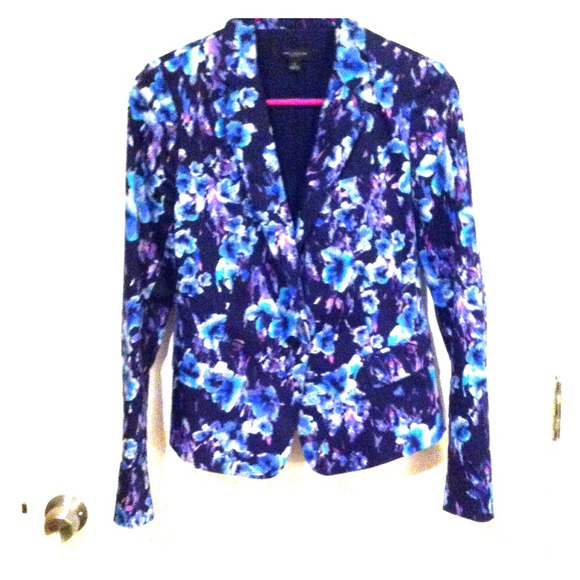 Floral print blazer, Ann Taylor barely worn.