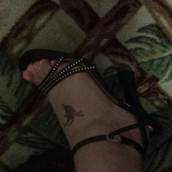 Classic studded heels - Picture 1 of 1