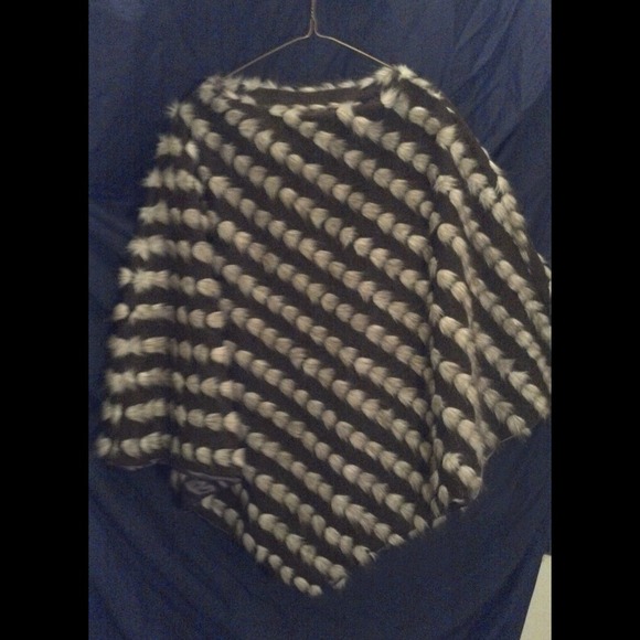 Closet sale! Lmtd ed rare faux fur poncho!!!!