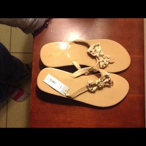 Small platform flip flops