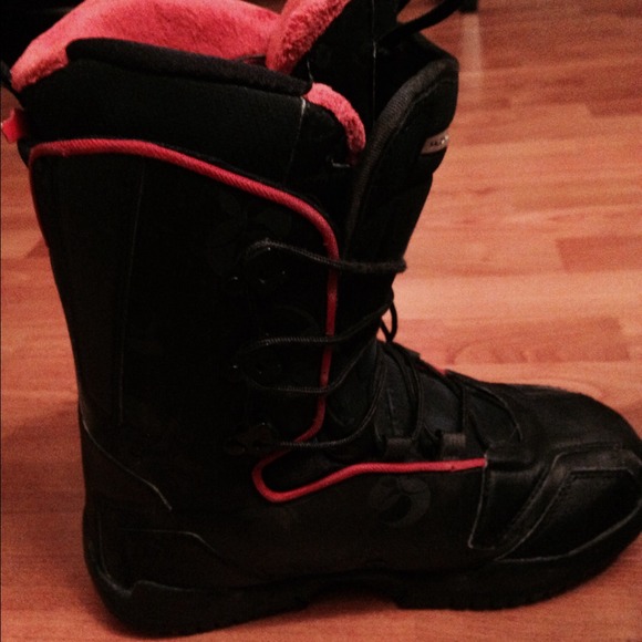 Salomon snowboard boots